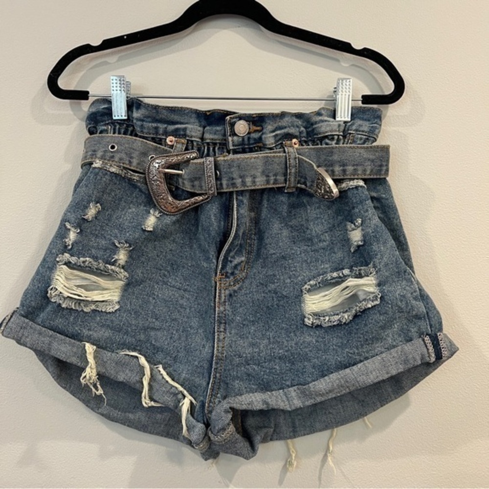 Signature8 Ultra High Rise Jean Short